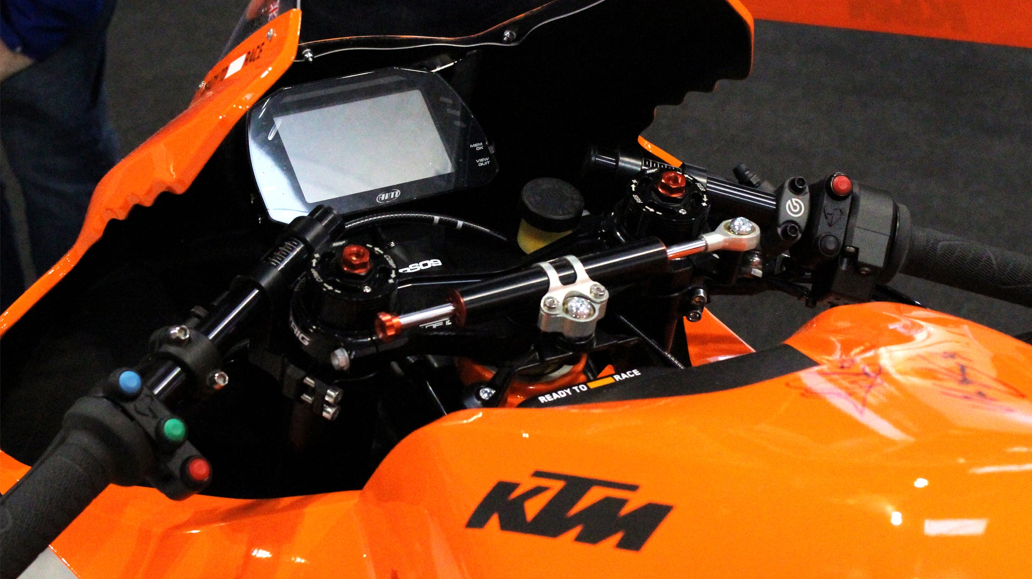 The MXS Strada 5" Display integrated into a motorcycle setup.