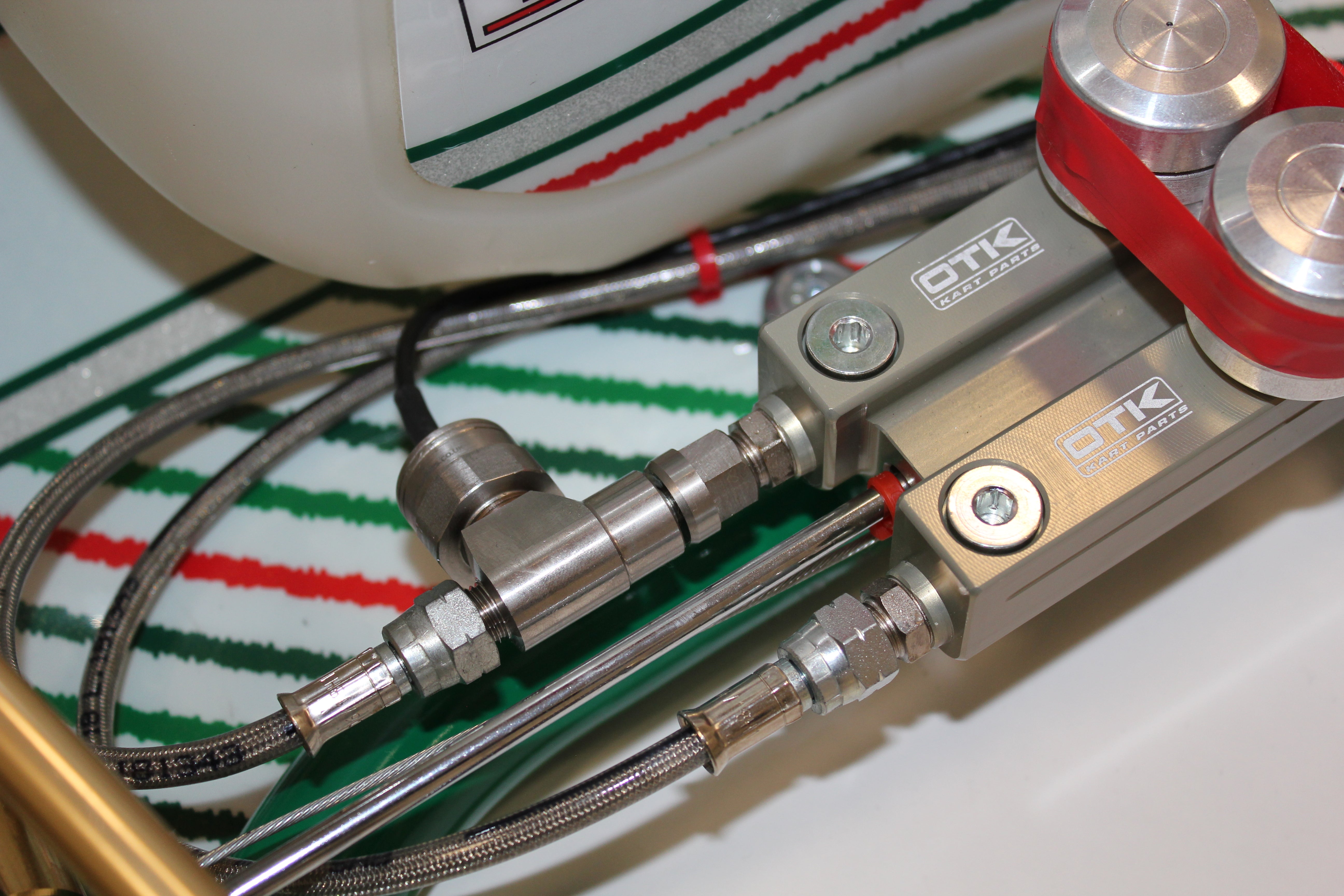 AiM Brake Pressure Sensor Kit - To suit OTK Kart - AimShop.com